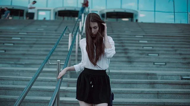 biała bluzka Sinsay