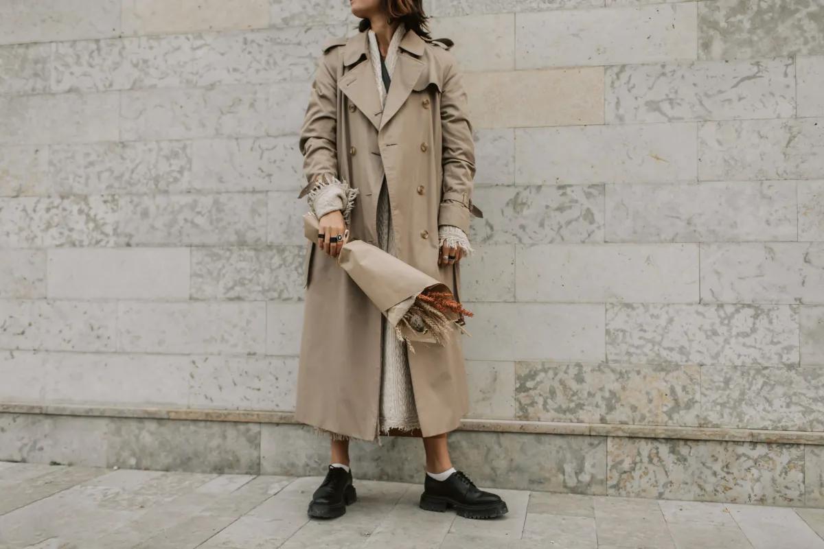 Subtelny beżowy total look