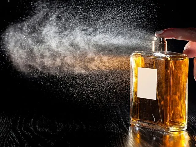Woda perfumowana a woda toaletowa